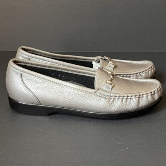 SAS Metro Pewter Silver Leather Slip on Shoes Women 8 S Slim AAA Horse Bit - Picture 3 of 10